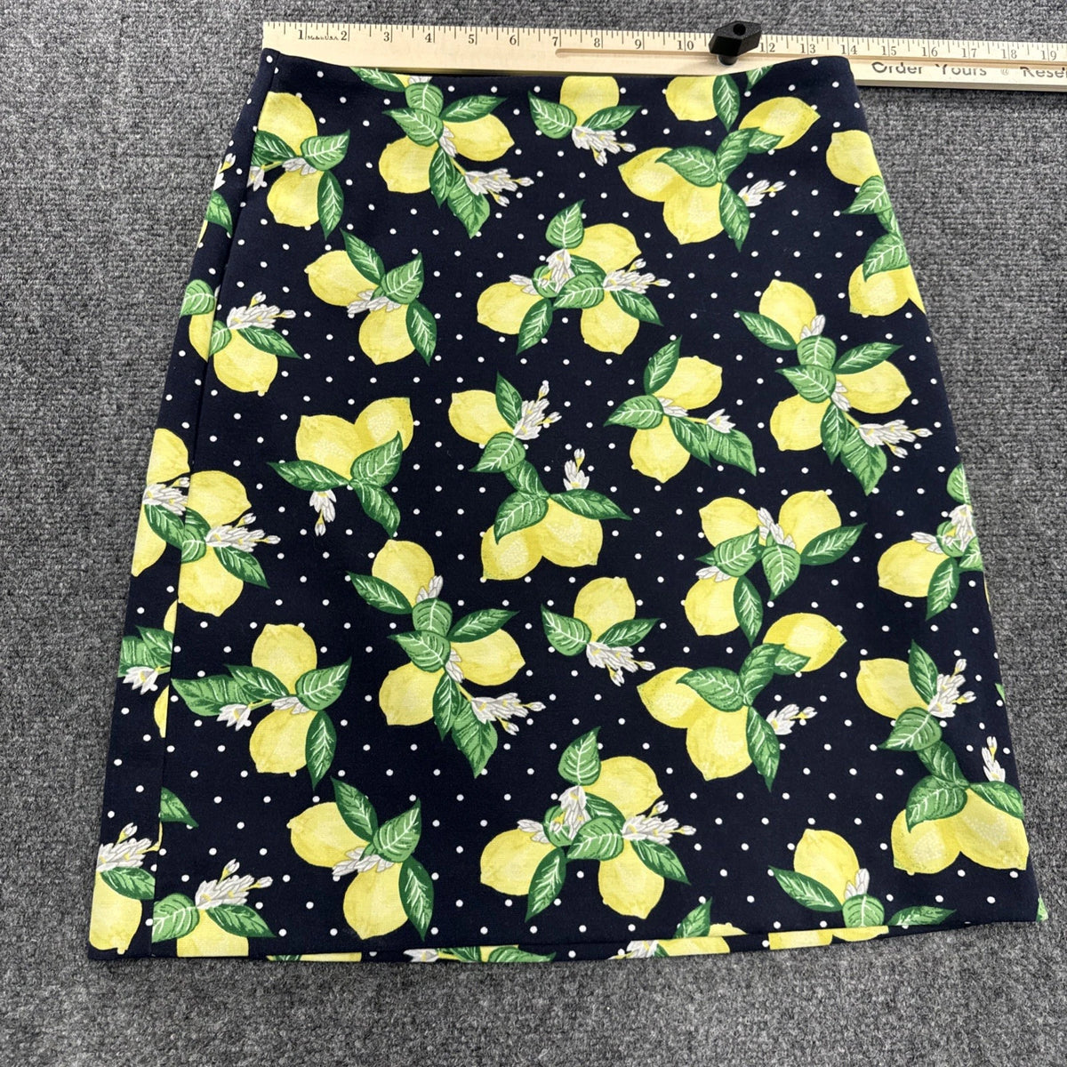 Talbots Petites Lemon Print A-Line Skirt Navy Yellow Size 2P Women’s