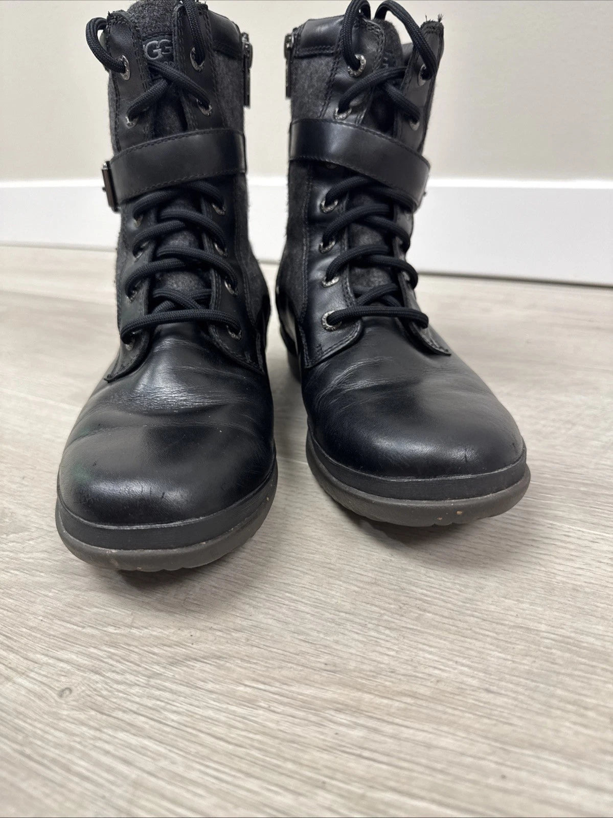 UGG Kesey Boots Women 8 Black Leather Wool Waterproof Lace Up 1005264
