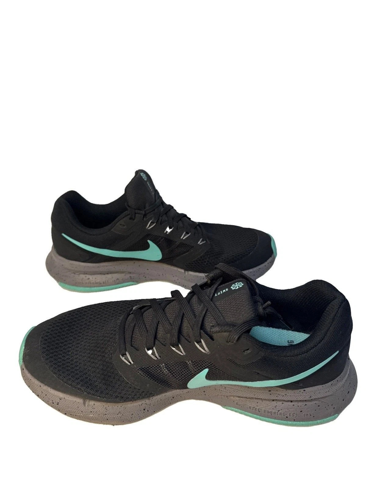 Nike Run Swift 3 SE Women's Size 11 Black Green Frost Running Shoes HQ4217-010