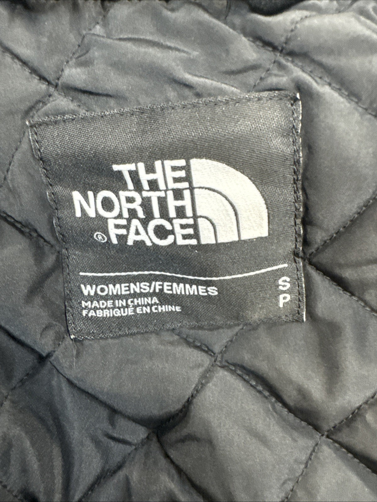 The North Face Women’s Camo Insulated Bomber Jacket Small F18 Utility