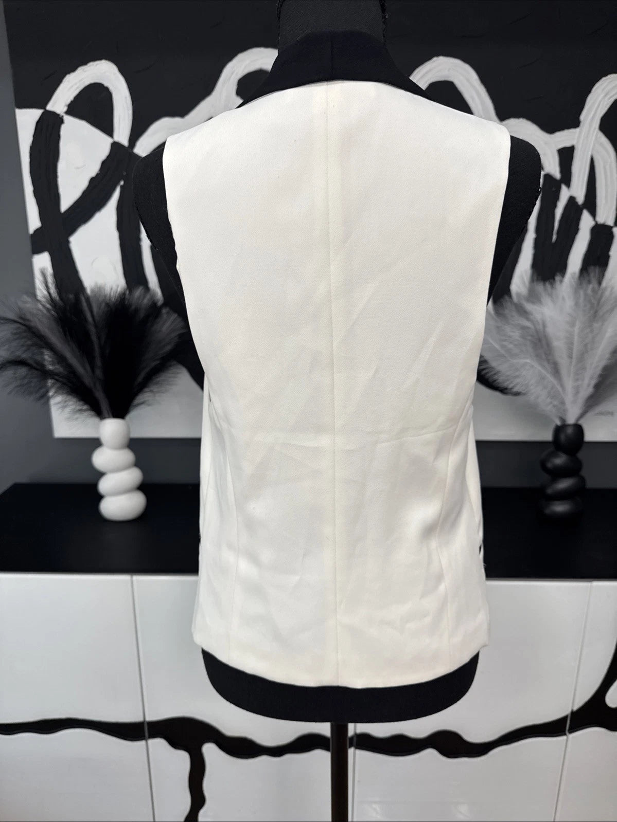 Forever 21 Black White Tuxedo Vest Blazer Sleeveless Open Front Women’s S