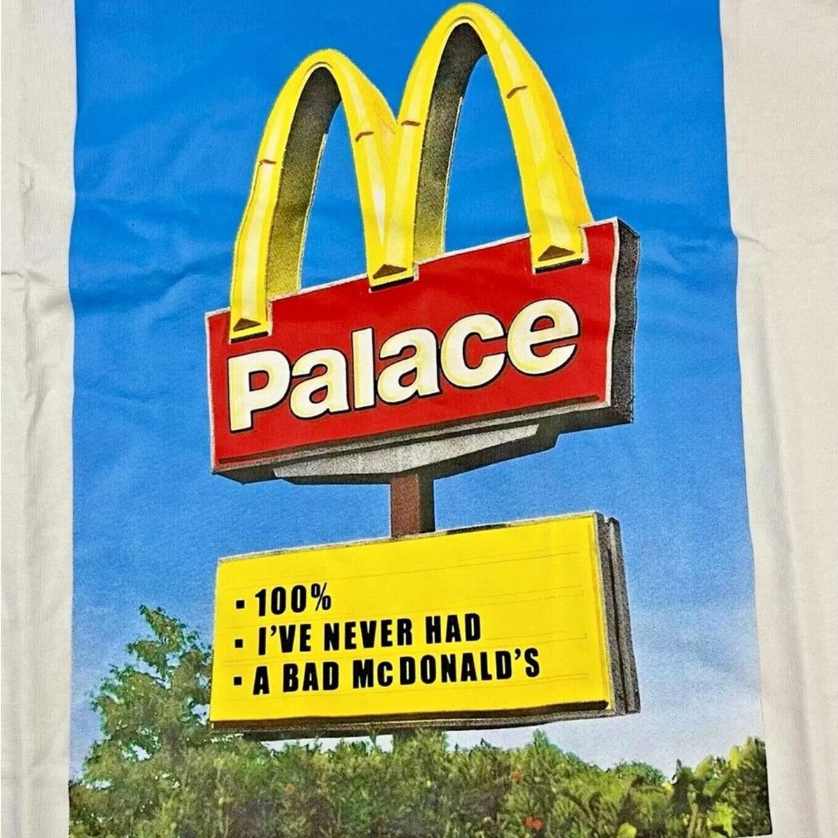 Palace x McDonald’s White Graphic T-Shirt Size Large NWT Streetwear Collab