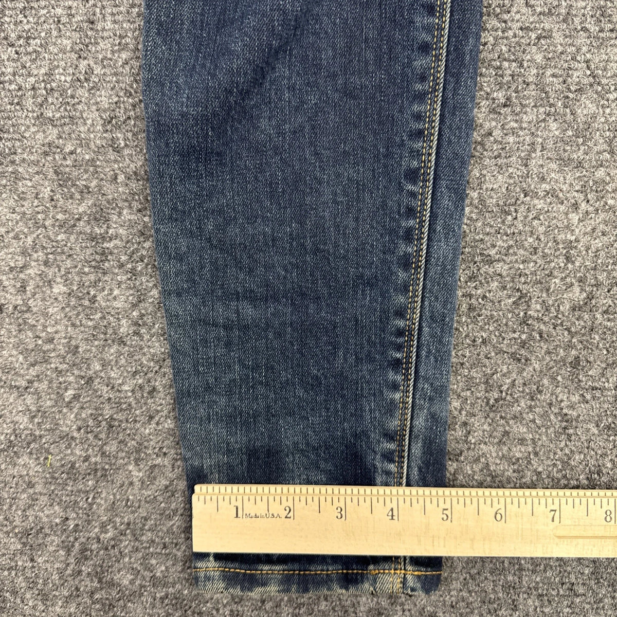 Hudson Women’s Size 30 Blue Wash Slim Straight 5 Pocket Denim Jeans