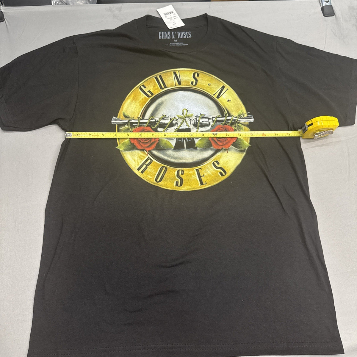 Guns N Roses Tour T Shirt Unisex Medium Black Band Graphic Tee BNWT
