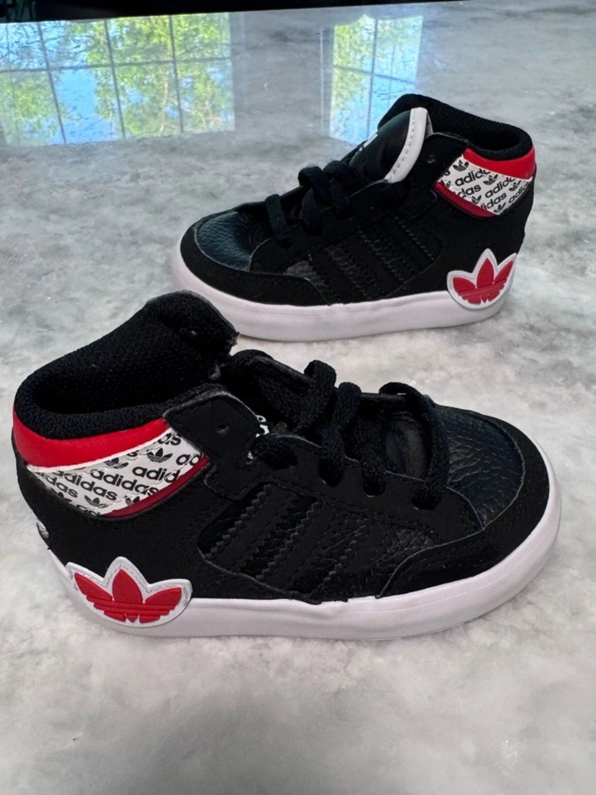 adidas Hard Court Toddler 6K Black Red White High Top Sneakers New No Box