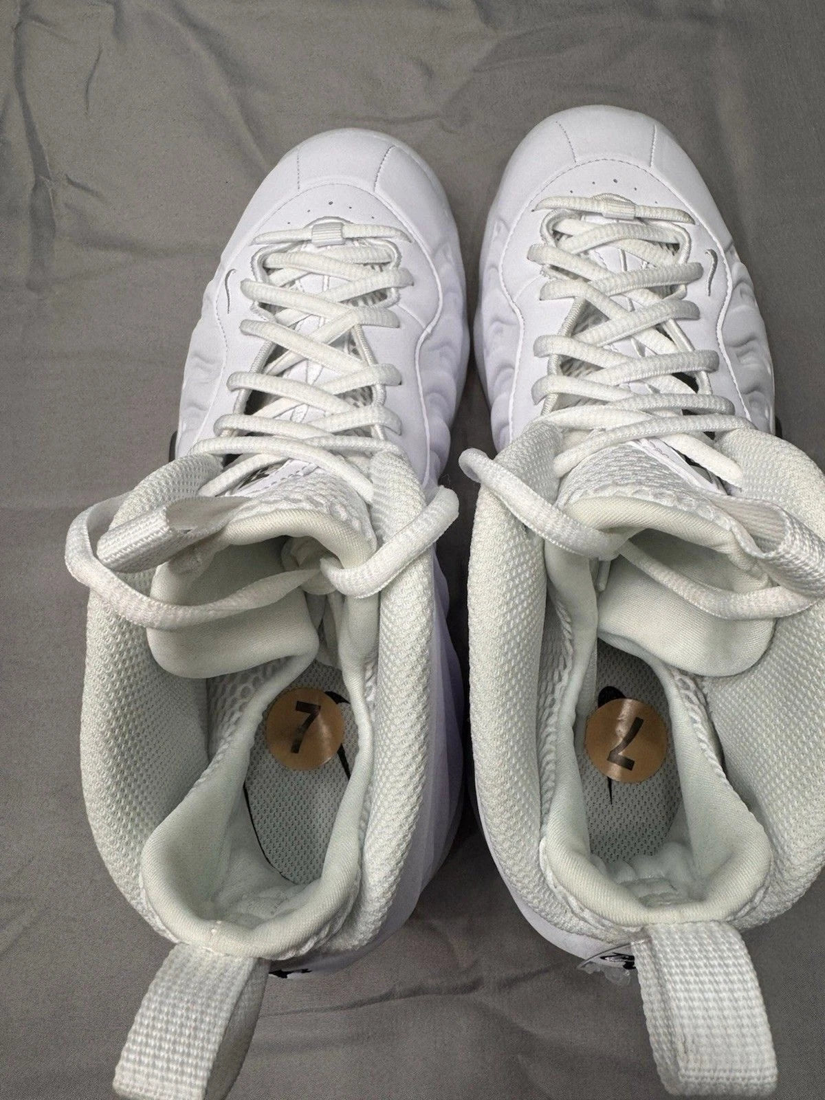 Nike Little Posite One Triple White Foamposite Youth 7Y Women’s 8.5 NWOB