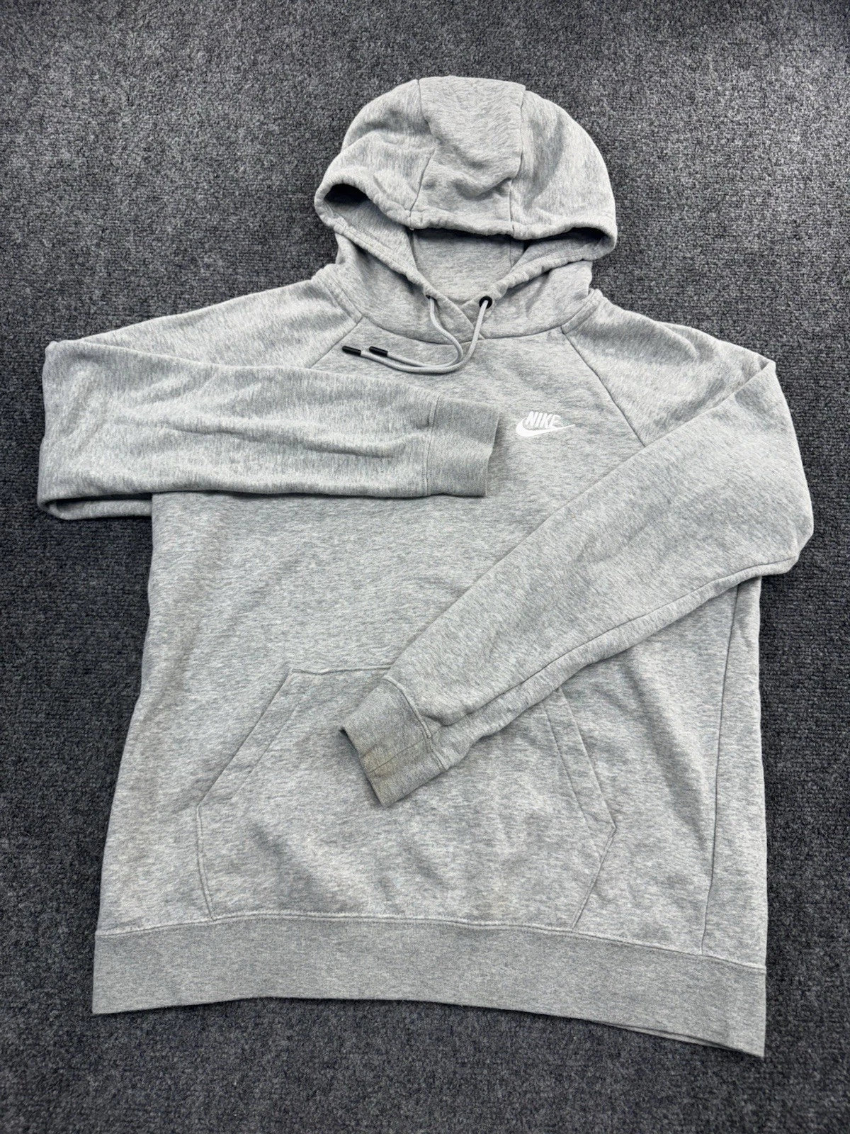 Nike Sportswear Hoodie Mens M Gray Heather Pullover Fleece Kangaroo Pocket