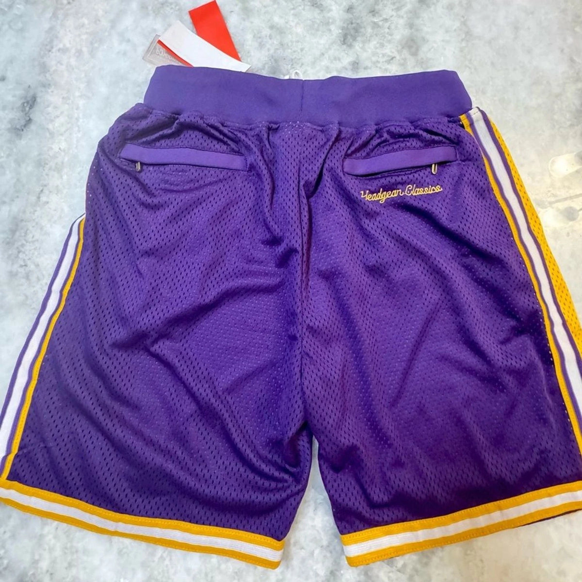 Headgear Classics Kobe Bryant Crenshaw #8 Shorts Mens M Purple Gold NWT