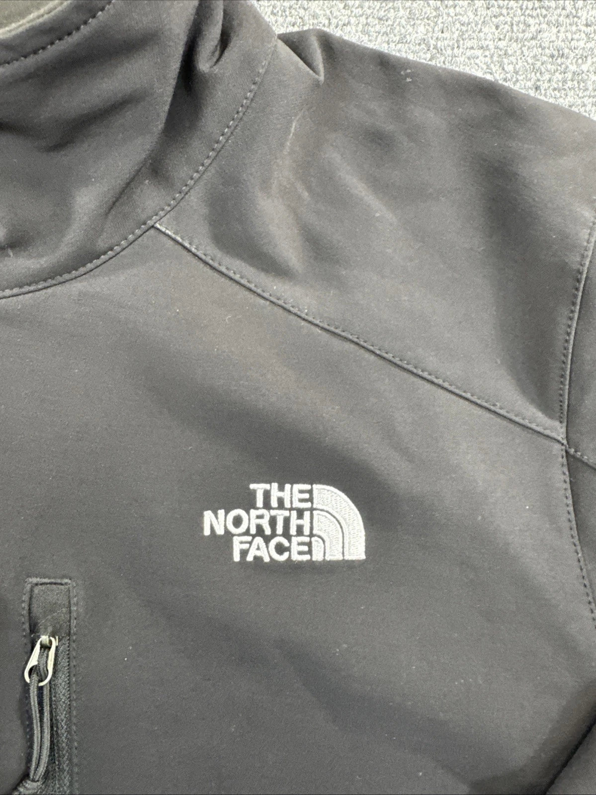 The North Face WindWall Jacket Men’s L Black Softshell Full Zip NF00CUY2