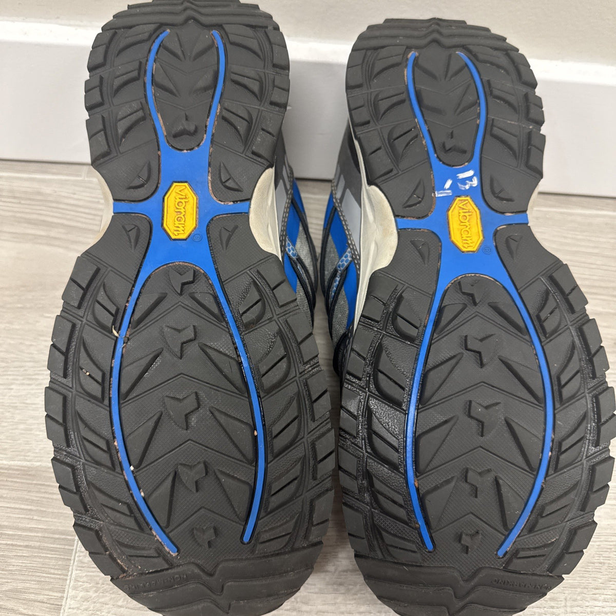 Eddie Bauer Waterproof Vibram Trail Hiking Shoes Gray Blue Men's Size 8.5