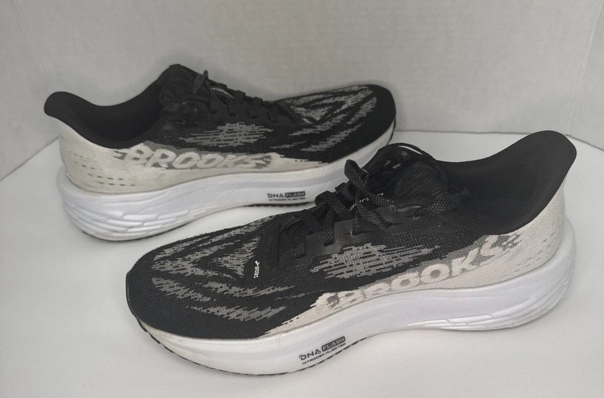 Brooks Launch 11 Women’s 8.5 Black White Running Shoes 1204391B087