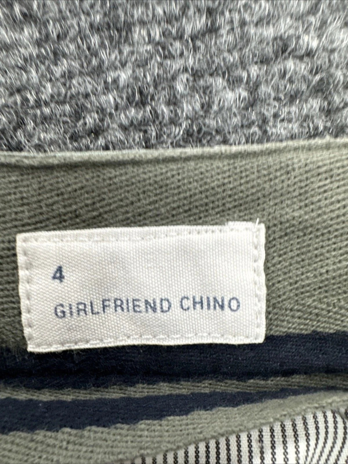 GAP Girlfriend Chino Pants Women’s Size 4 Green Camo Stretch Mid Rise