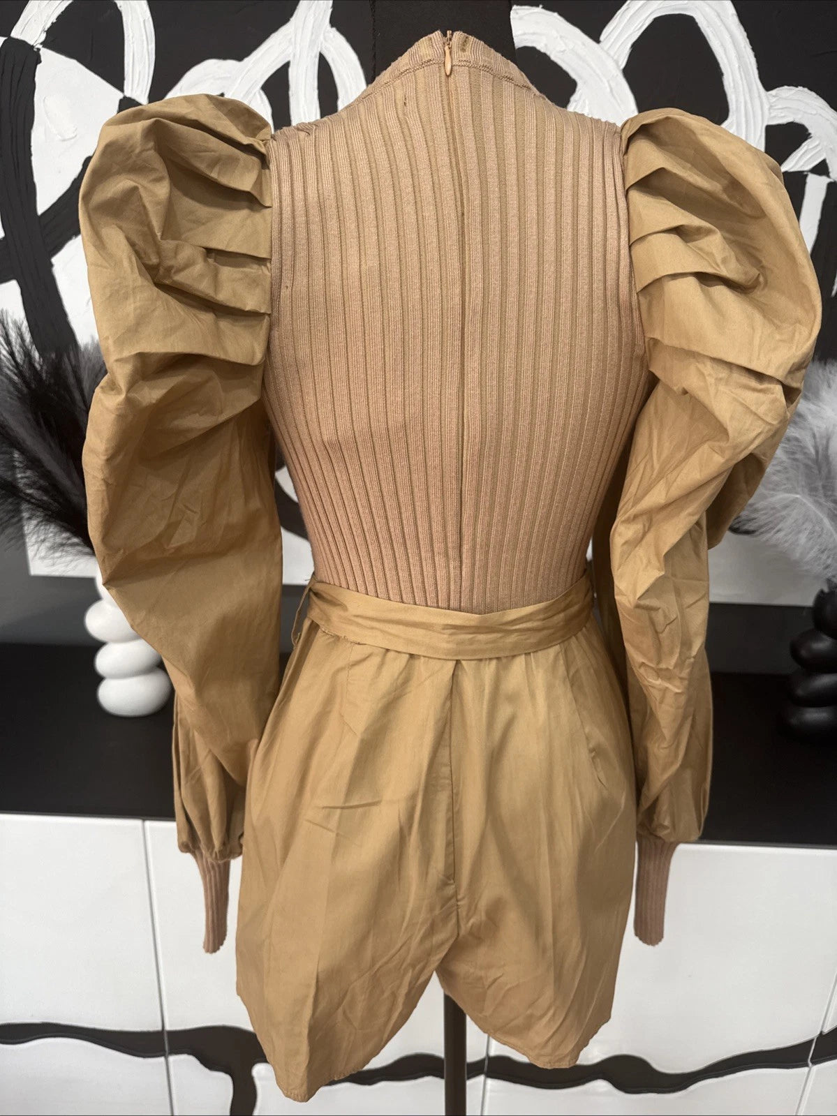 Missguided Taupe Balloon Sleeve Knit Playsuit Romper Women’s US 4 NWT