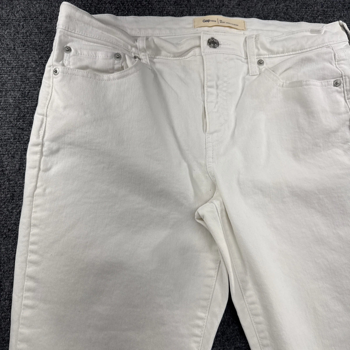 Gap 1969 Best Girlfriend White Jeans Women’s Size 30 Stretch Denim