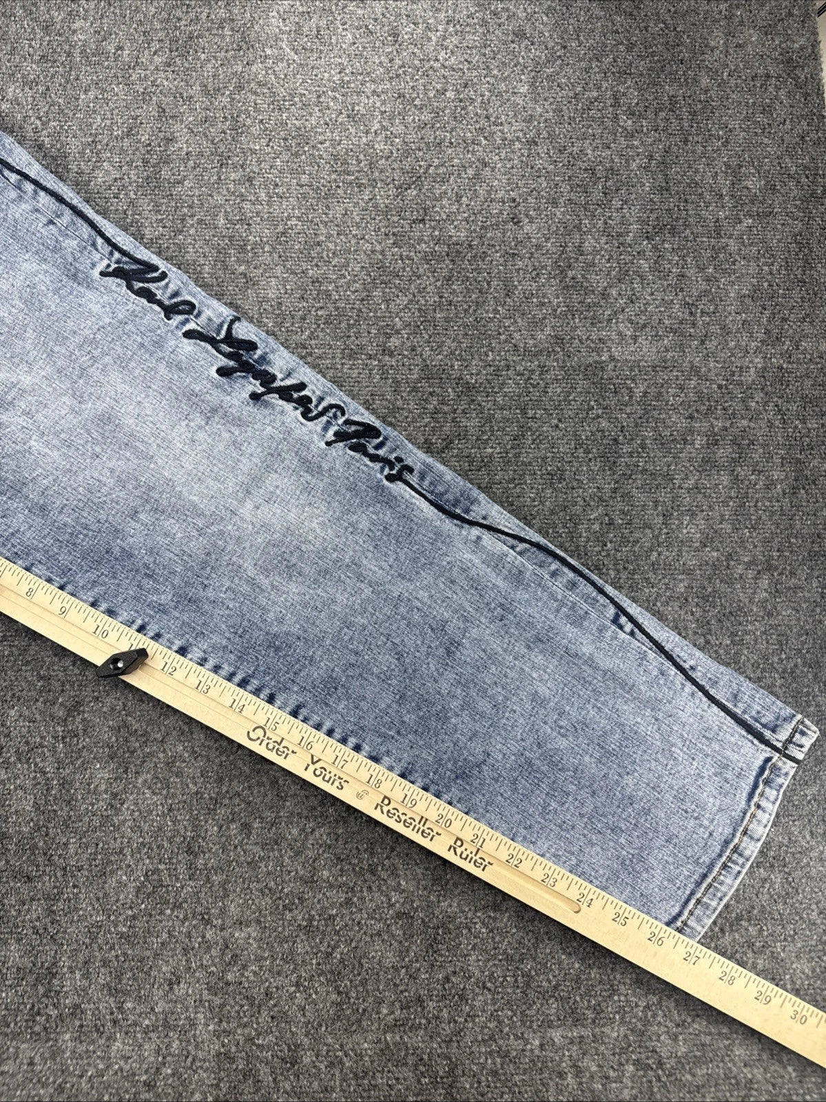 Karl Lagerfeld Paris Women Jeans Size 8 Light Wash Logo Embroidered Straight Leg