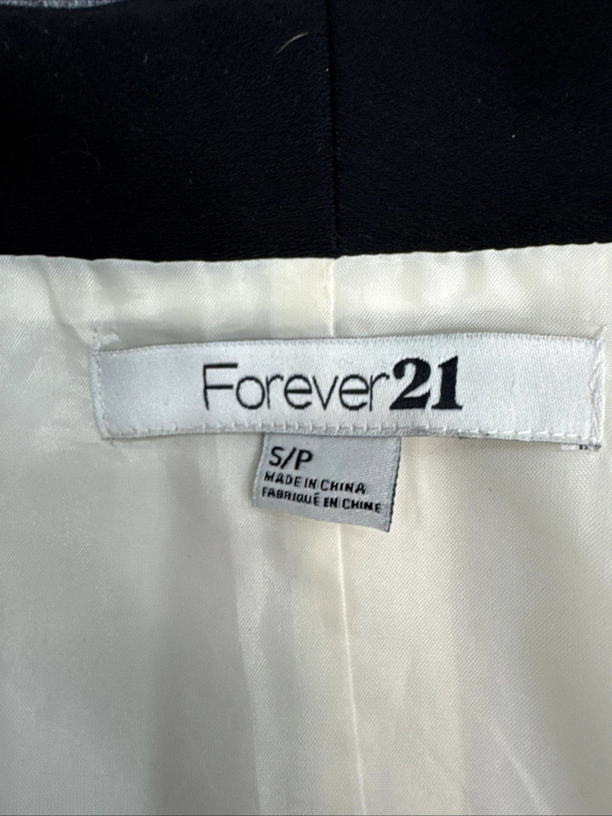 Forever 21 Black White Tuxedo Vest Blazer Sleeveless Open Front Women’s S