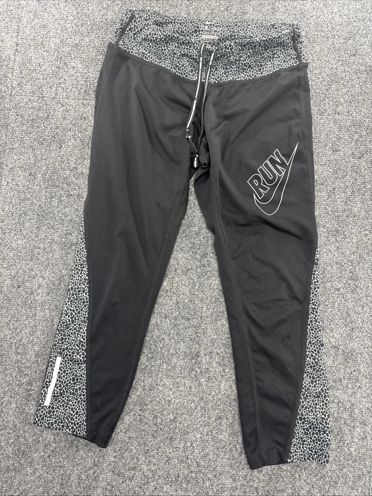 Nike Dri-FIT Women’s S Running Tights Black Animal Print Reflective Pocket