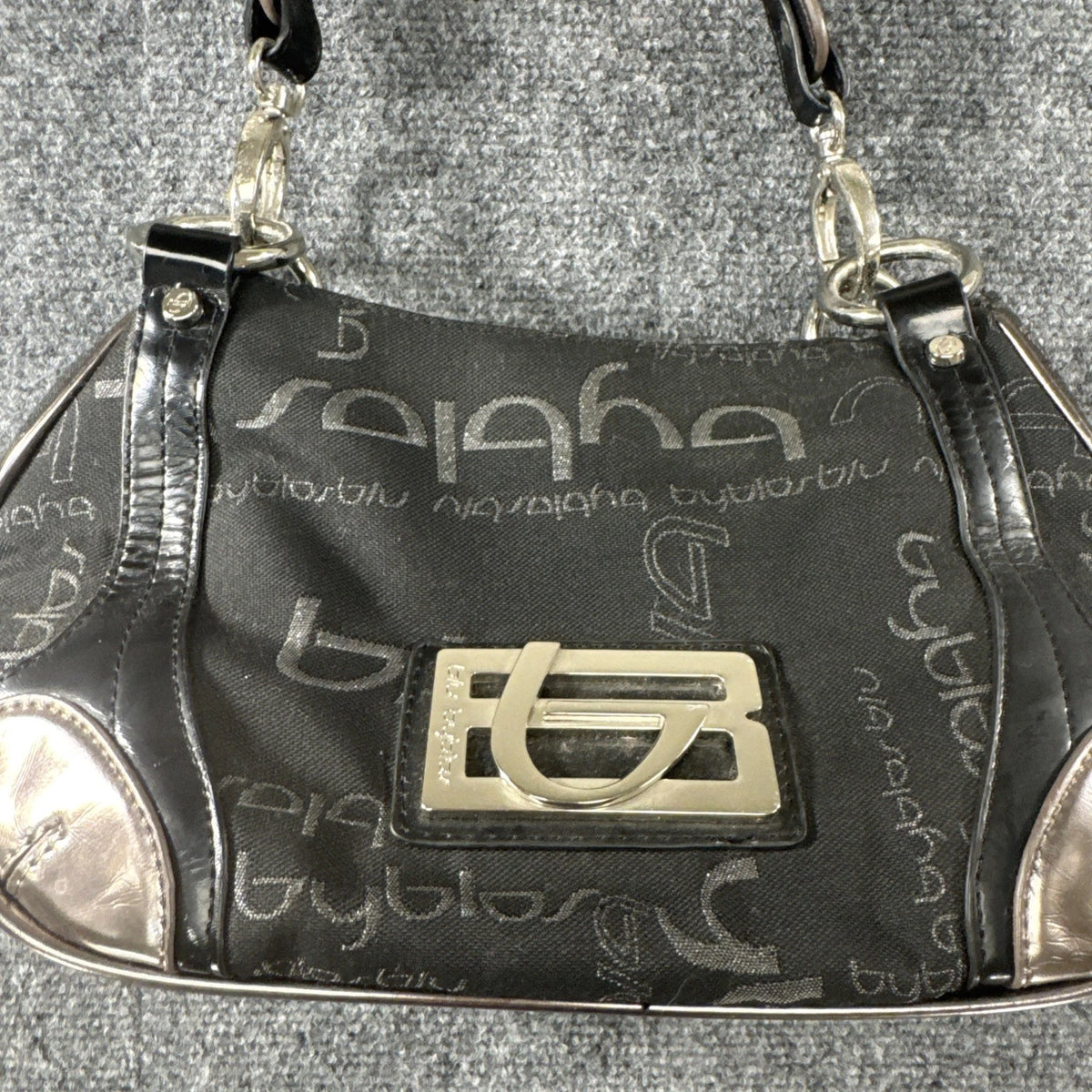 Byblos Y2K Monogram Shoulder Bag Black Jacquard Patent Leather Logo Purse