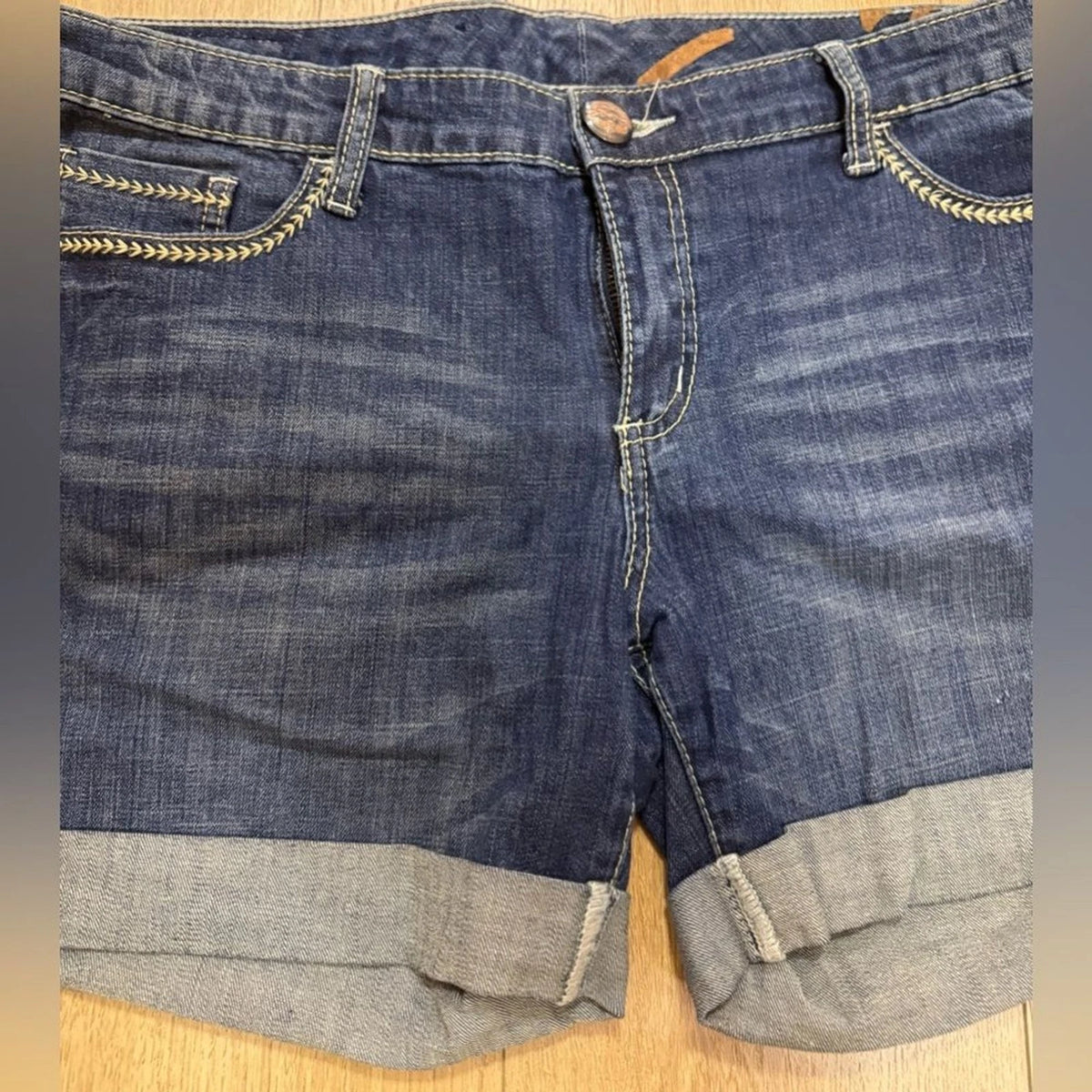 Seven7 Blue Distressed Denim Shorts Cuffed Hem Women's Large Stretch Jeans