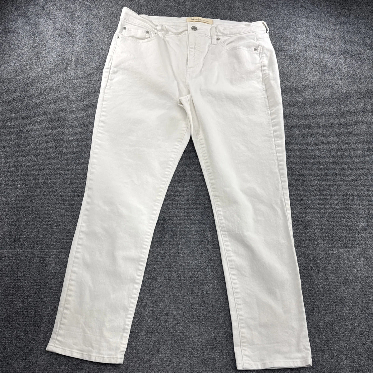 Gap 1969 Best Girlfriend White Jeans Women’s Size 30 Stretch Denim