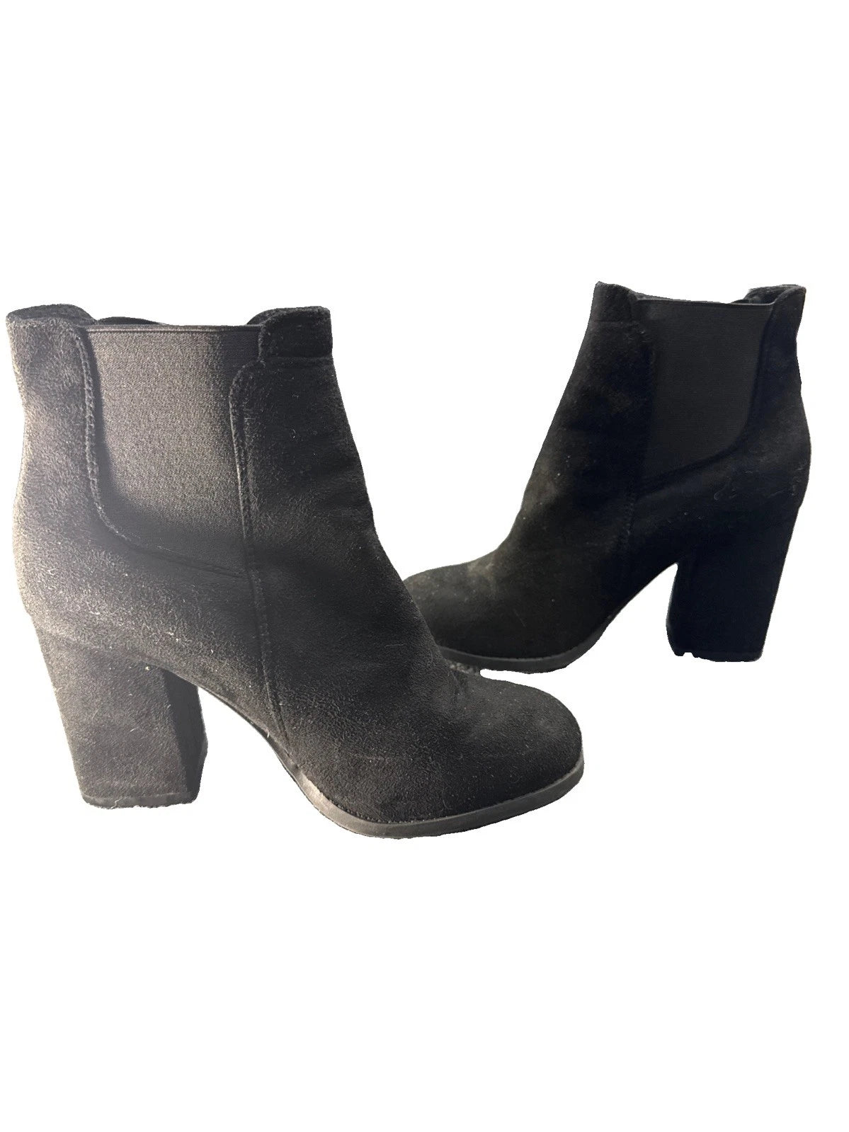 Wild Diva Black Faux Suede Chelsea Ankle Boots Block Heel Women’s Size 6.5 EUC