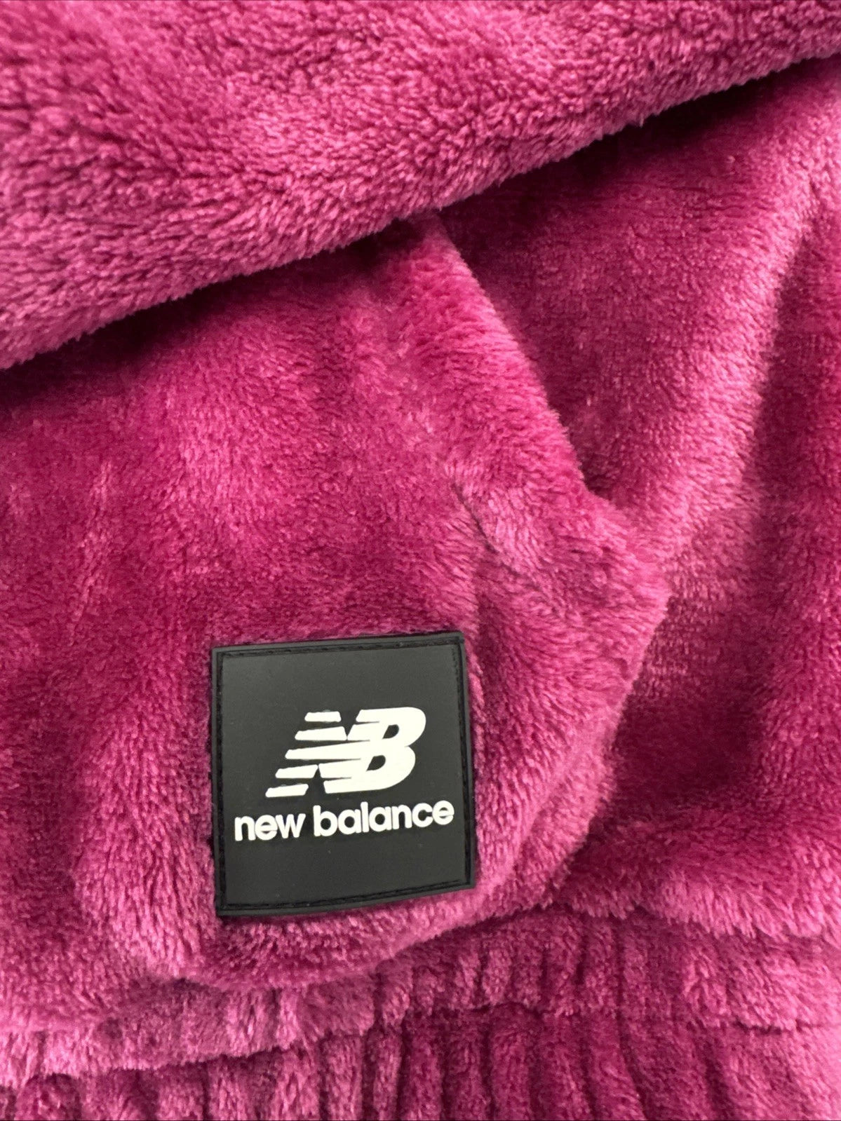 New Balance Fleece Hoodie Pullover Berry Plush Kangaroo Pocket Kids 10/12 M EUC