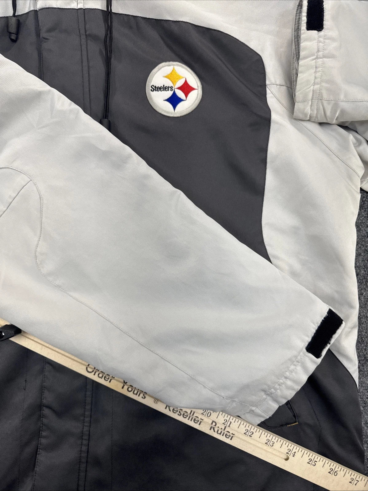 Reebok Pittsburgh Steelers Jacket Mens XL Hooded Fleece Lined Gray White Yellow