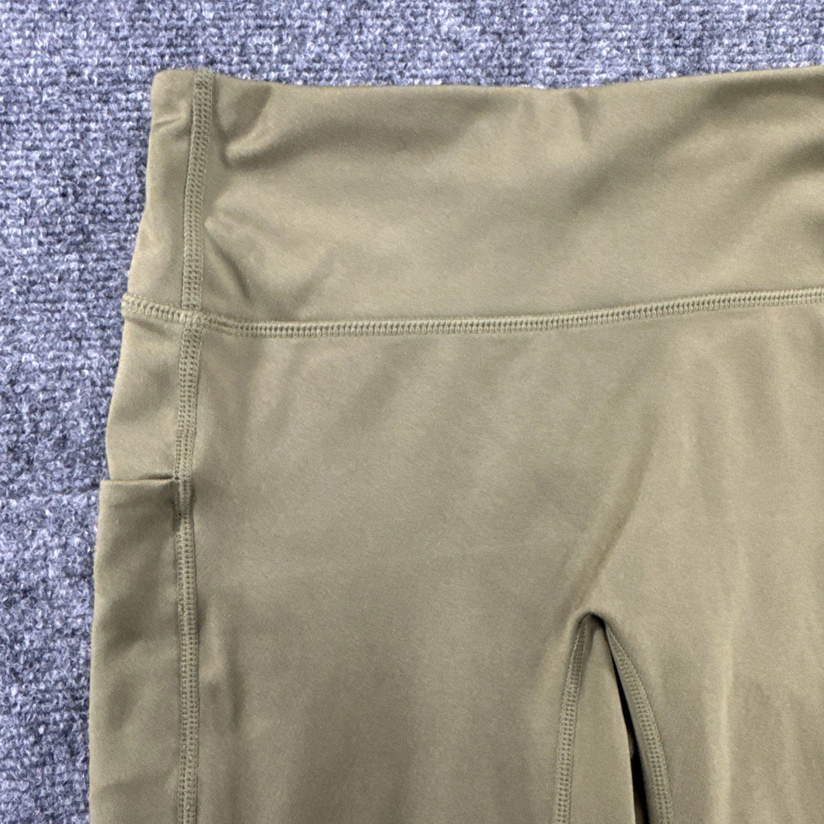 Fabletics Anywhere Motion365+High Waisted Pocket Leggings Green Size Tag Removed