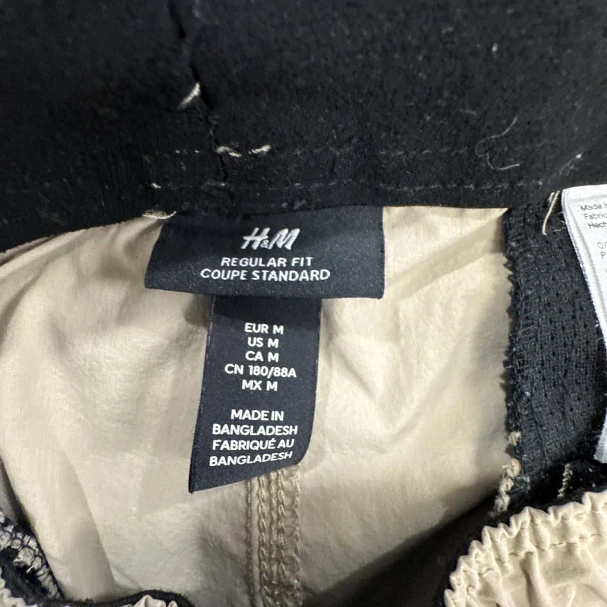 H&M Cargo Jogger Pants Men’s Medium Beige Utility Nylon Drawstring 29L EUC