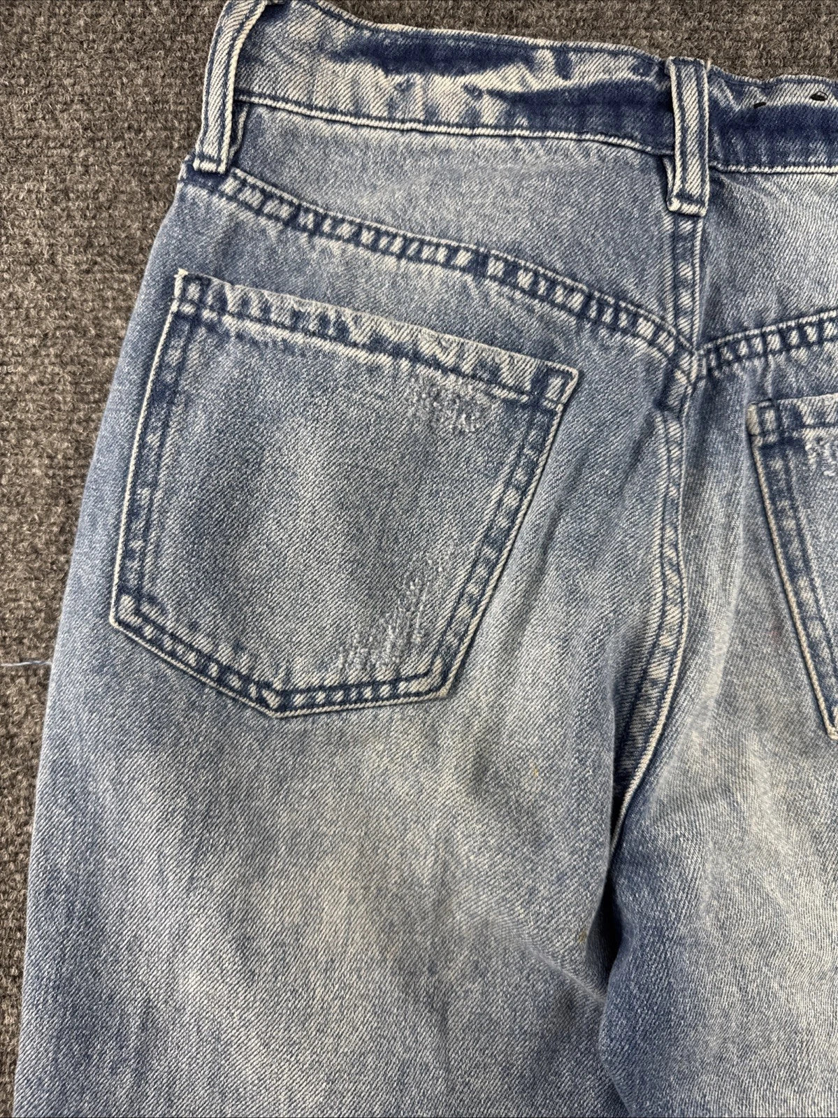 Armani Exchange AX J51 Carrot Jeans Distressed Light Wash Size 24 NWOT