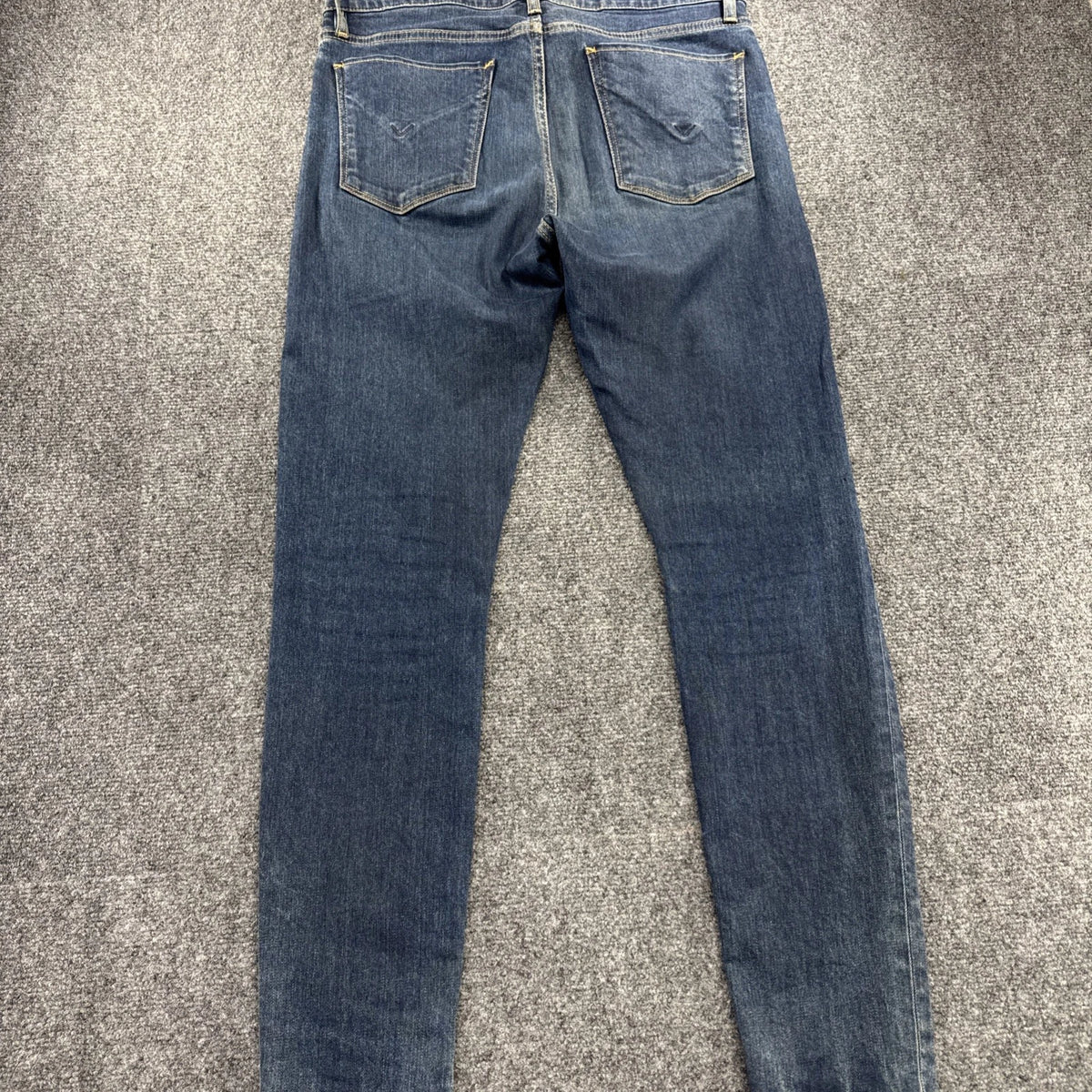 Hudson Women’s Size 30 Blue Wash Slim Straight 5 Pocket Denim Jeans