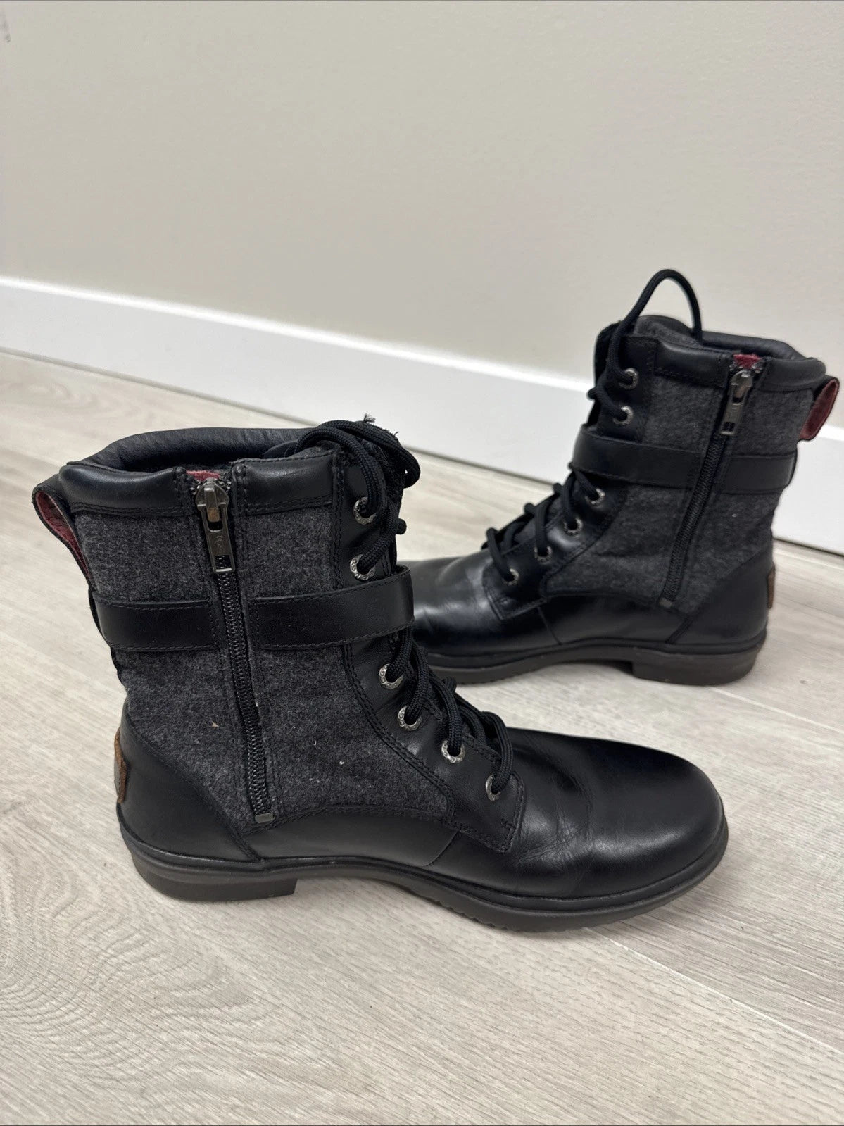 UGG Kesey Boots Women 8 Black Leather Wool Waterproof Lace Up 1005264