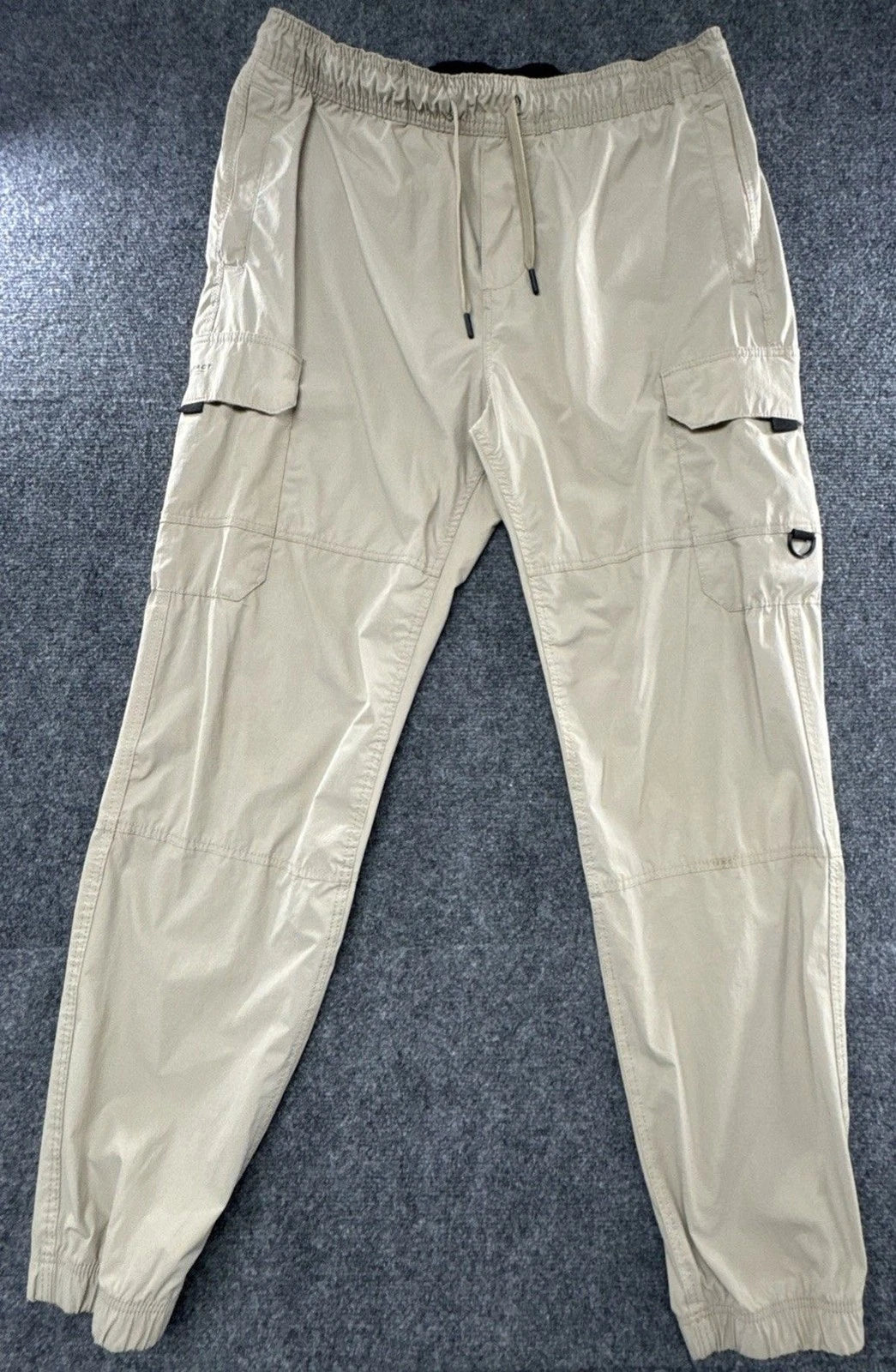 H&M Cargo Jogger Pants Men’s Medium Beige Utility Nylon Drawstring 29L EUC