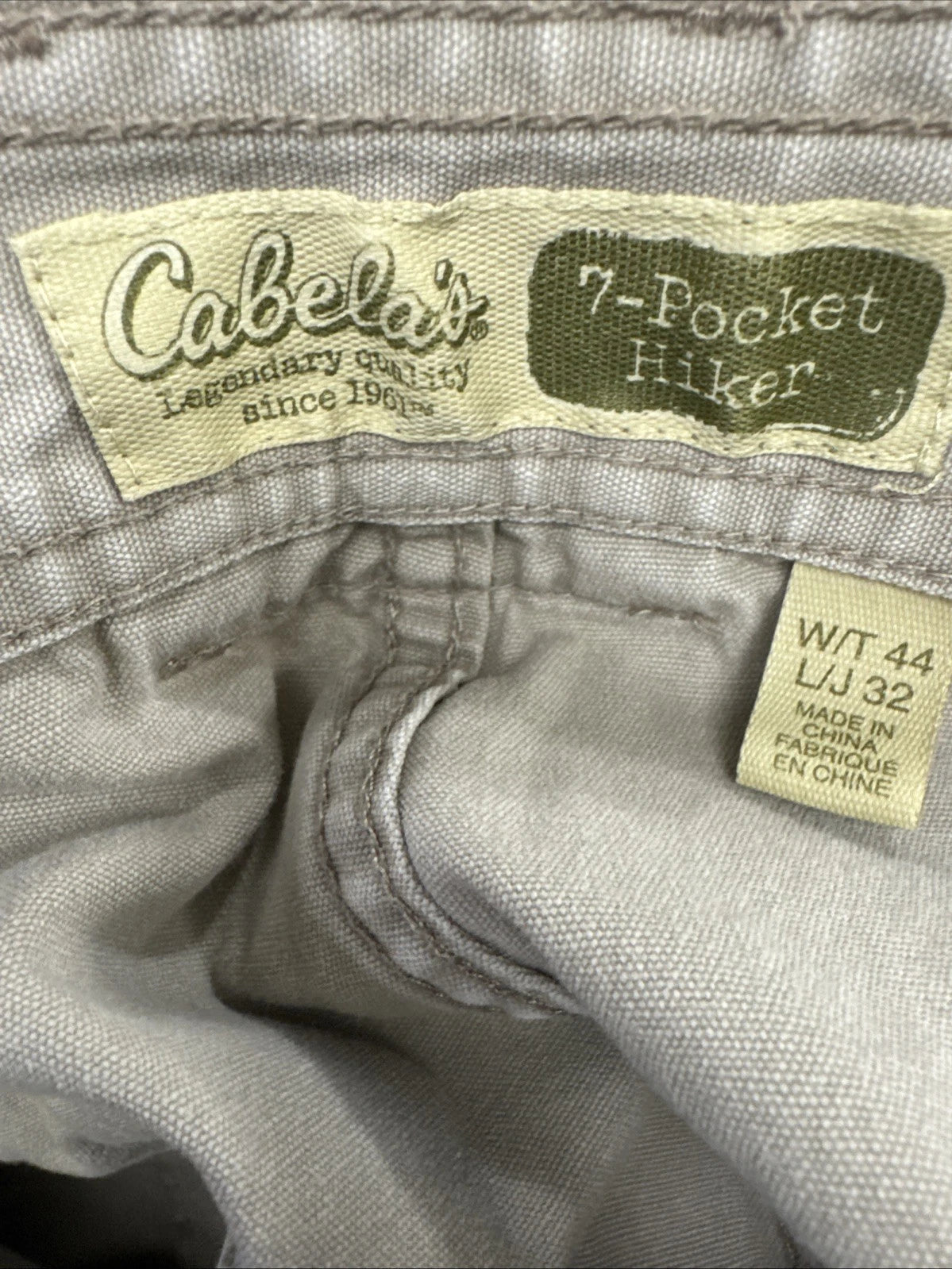Cabela’s 7-Pocket Hiker Pants Men 44x32 Altered 26 Inseam Khaki Cargo