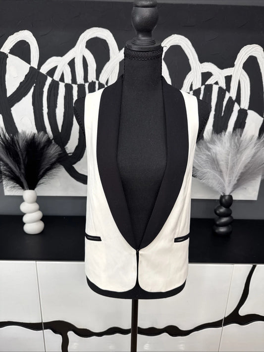 Forever 21 Black White Tuxedo Vest Blazer Sleeveless Open Front Women’s S
