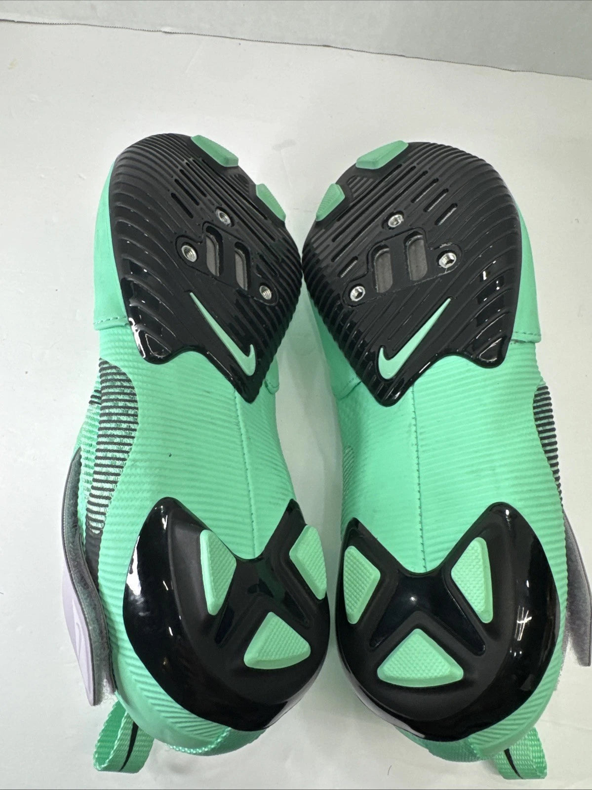 Nike SuperRep Cycle Women’s 7.5 Green Glow CJ0775-305 New w/ Defects