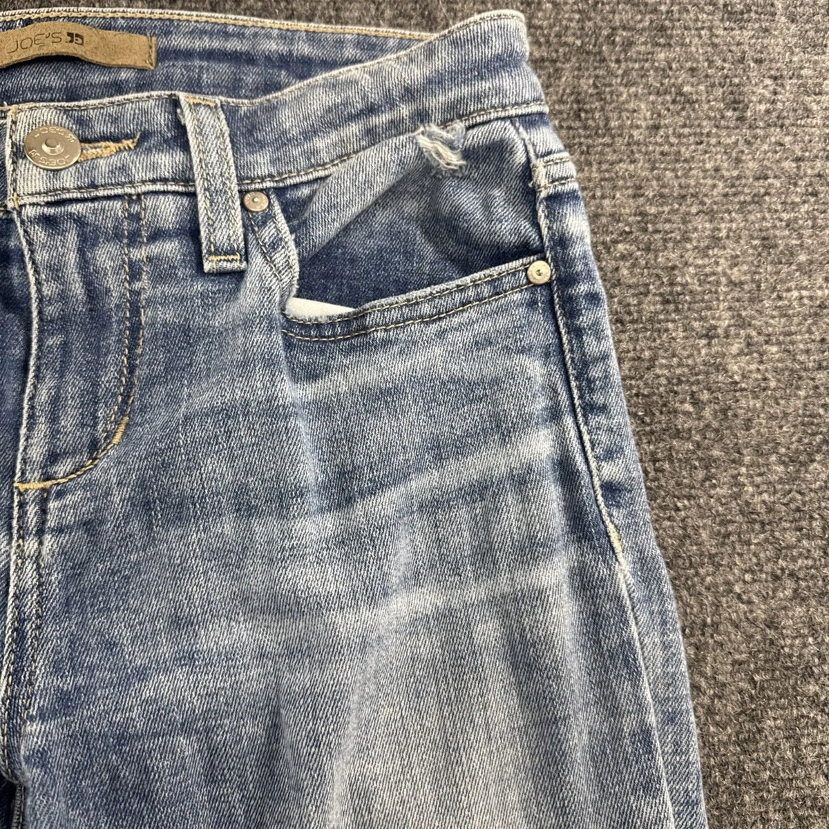 Joe’s Jeans Women’s 26 Blue Distressed Skinny Stretch Denim Raw Hem